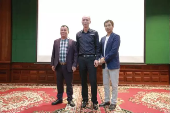 1512711754261027.png blob.png