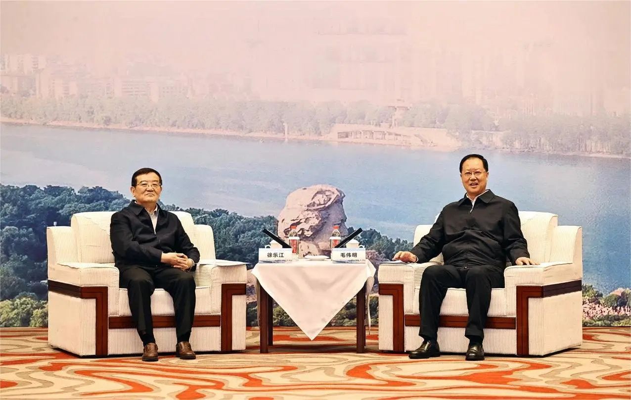 1698032057490180.jpg 1698032057490180.jpg